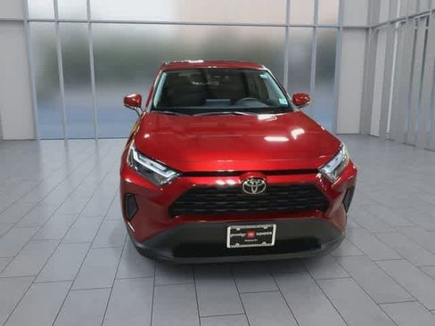 Certified 2023 Toyota RAV4 LE AWD/4WD image 3