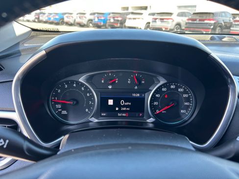 Used 2019 Chevrolet Equinox LT image 10