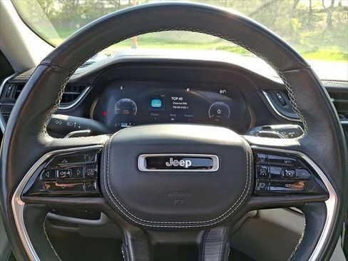 Used 2022 Jeep Grand Cherokee L Overland AWD/4WD image 16