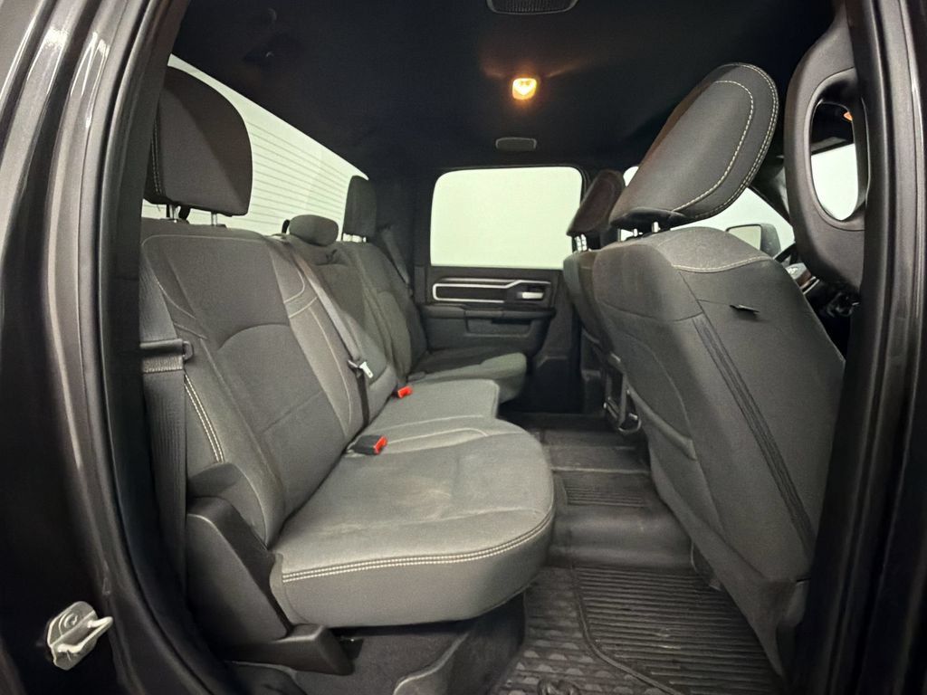 Used 2024 RAM 3500 Big Horn w/ Night Edition AWD/4WD image 31