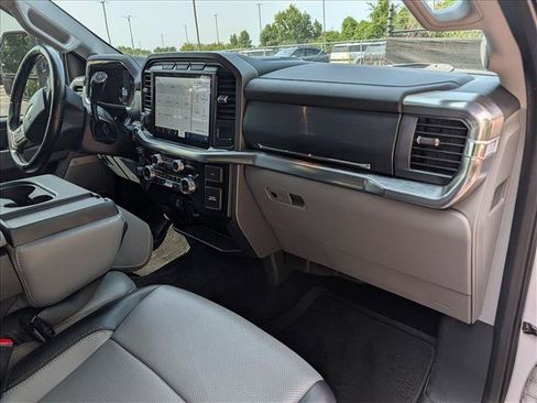 Used 2022 Ford F150 Lariat w/ Equipment Group 501A Mid AWD/4WD image 17