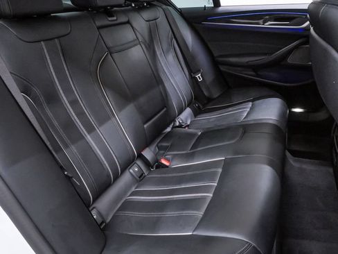 Used 2023 BMW 530i w/ Premium Package RWD image 12