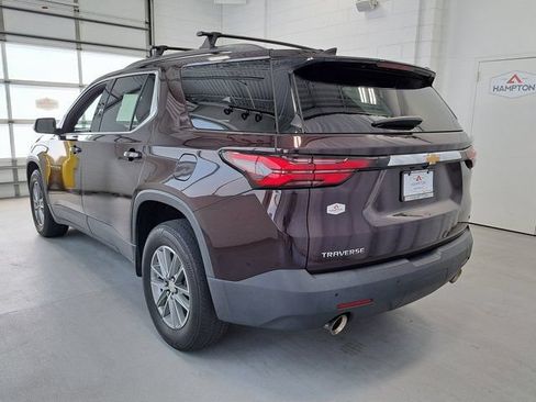 Used 2022 Chevrolet Traverse LT FWD image 7