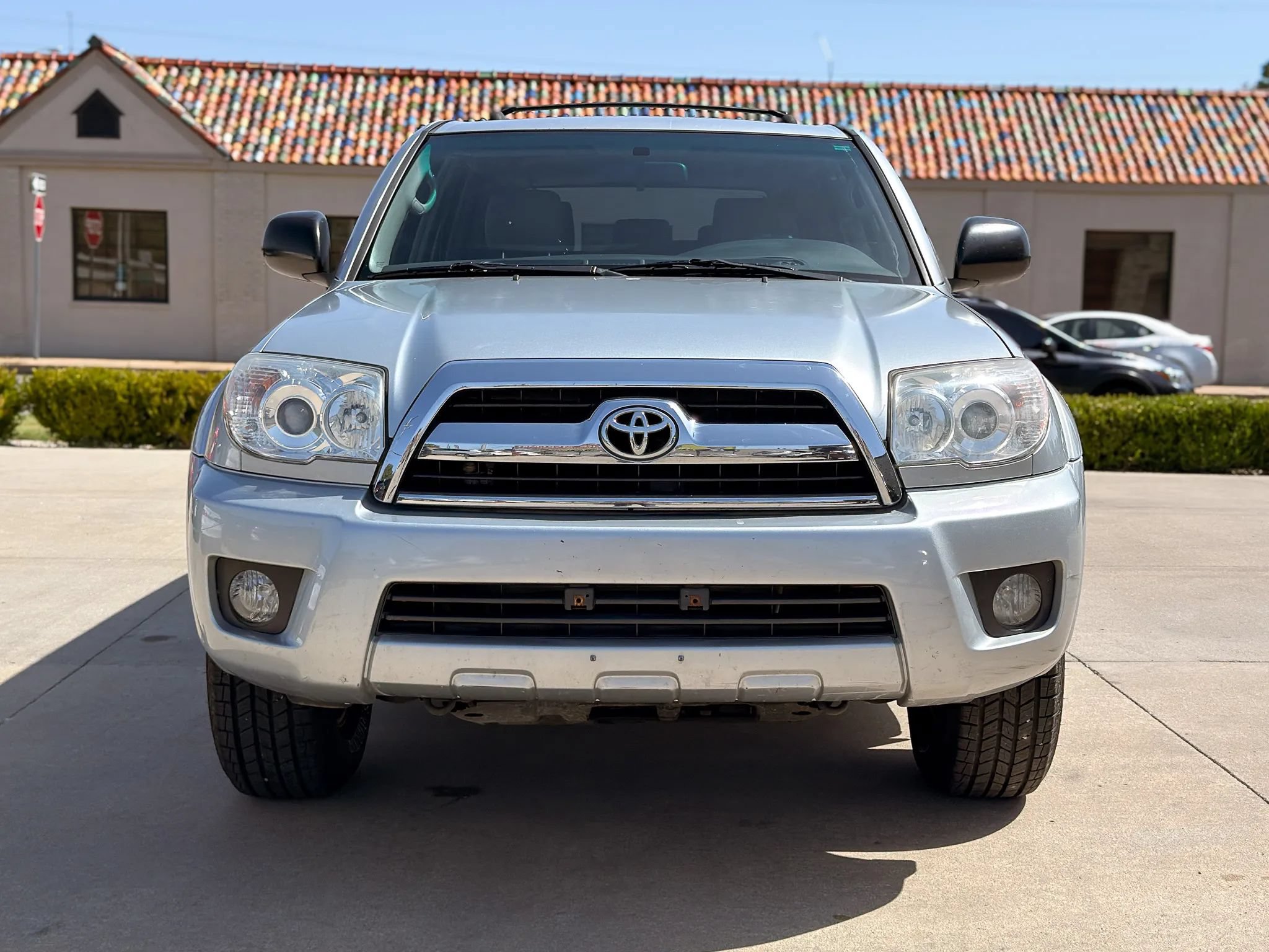 Used 2009 Toyota 4Runner SR5 AWD/4WD image 2