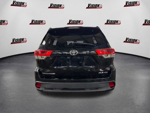 Used 2018 Toyota Highlander XLE image 6