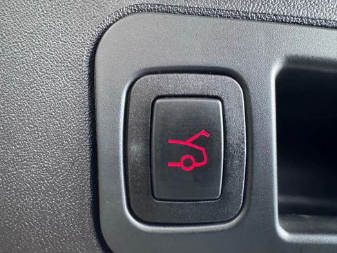 Used 2017 Tesla Model S 75D image 39