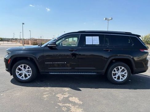 Used 2022 Jeep Grand Cherokee L Limited w/ Trailer Tow Group (B) AWD/4WD image 3