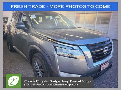 Used 2024 Nissan Pathfinder SV