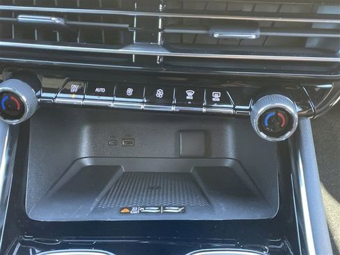 New 2026 Chevrolet Traverse LT image 29