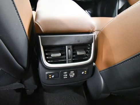 Used 2024 Subaru Outback Touring XT AWD/4WD image 16