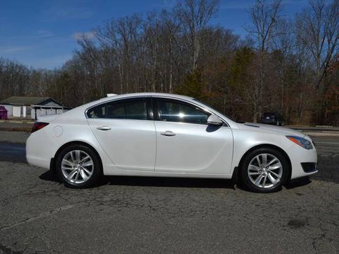 Used 2016 Buick Regal Premium w/ Driver Confidence Package #1 FWD image 4
