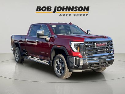 New 2025 GMC Sierra 2500 SLT w/ SLT Premium Package