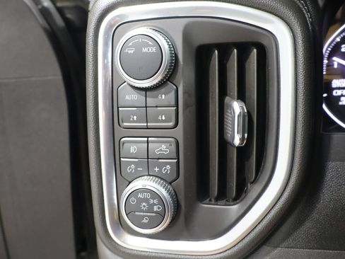 Used 2020 GMC Sierra 1500 SLT AWD/4WD image 31