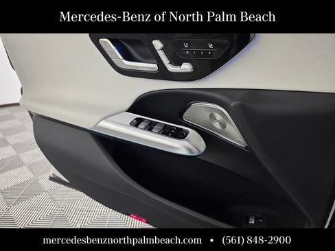 New 2027 Mercedes-Benz E 53 AMG e 4MATIC Sedan image 21