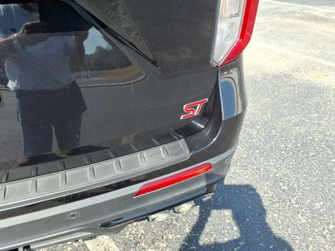Used 2020 Ford Explorer ST w/ ST Street Pack AWD/4WD image 5