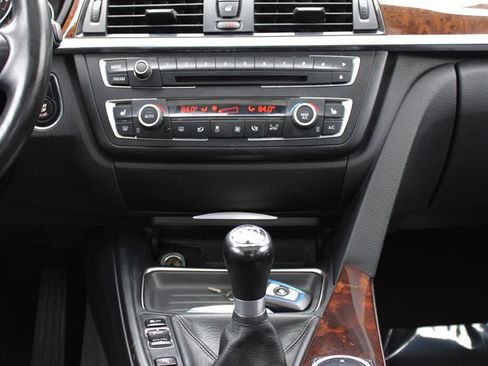 Used 2014 BMW 335i xDrive Sedan image 12