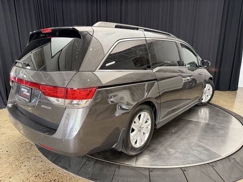Used 2014 Honda Odyssey Touring image 7