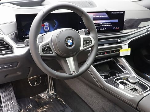 New 2026 BMW X6 xDrive40i image 7