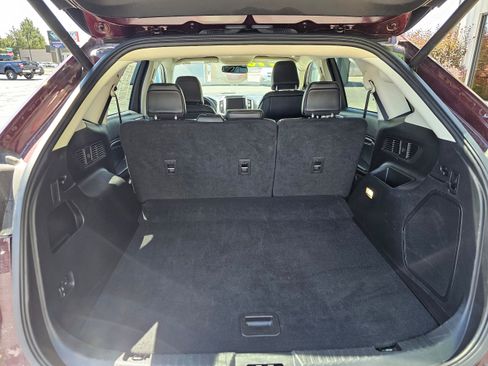 Used 2023 Ford Edge Titanium image 8