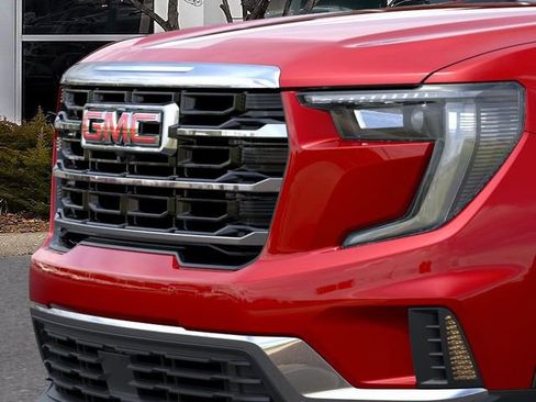 New 2026 GMC Acadia Elevation image 13