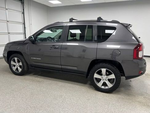 Used 2016 Jeep Compass High Altitude AWD/4WD image 6