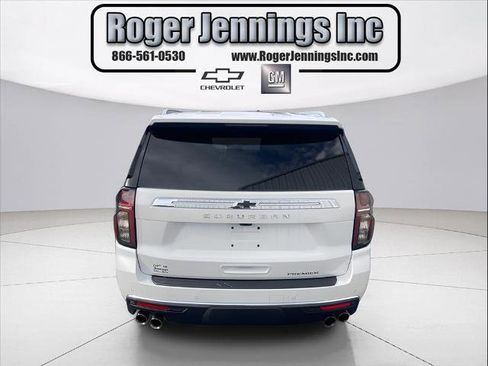 Used 2024 Chevrolet Suburban Premier w/ Premium Package image 4