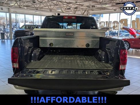 Used 2018 RAM 1500 Classic SLT image 7