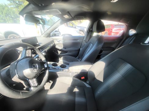 Used 2024 Honda Civic Sport image 10