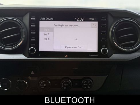 Used 2020 Toyota Tacoma TRD Off-Road image 24