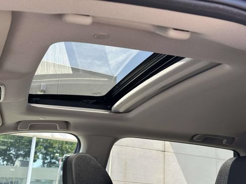 Used 2024 Honda CR-V EX image 18