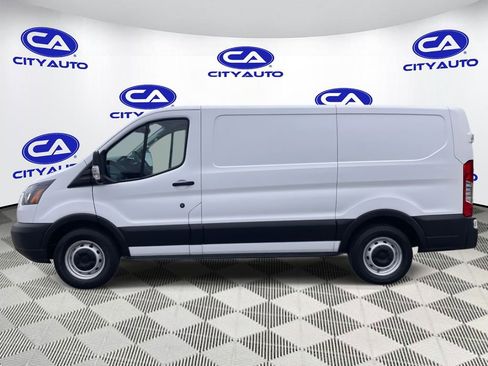 Used 2019 Ford Transit 150 130 Low Roof RWD image 6