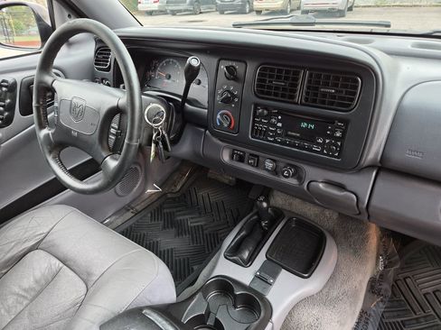 Used 1998 Dodge Durango 4WD image 16