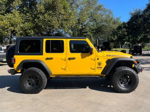 Used 2018 Jeep Wrangler Unlimited Rubicon image 19