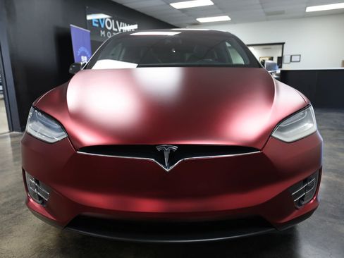 Used 2020 Tesla Model X Long Range AWD/4WD image 7
