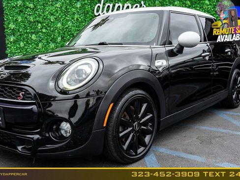 Used 2019 MINI Cooper S FWD image 2