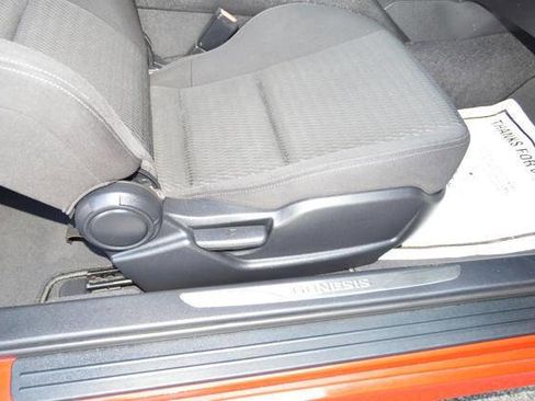 Used 2014 Hyundai Genesis 2.0T image 26