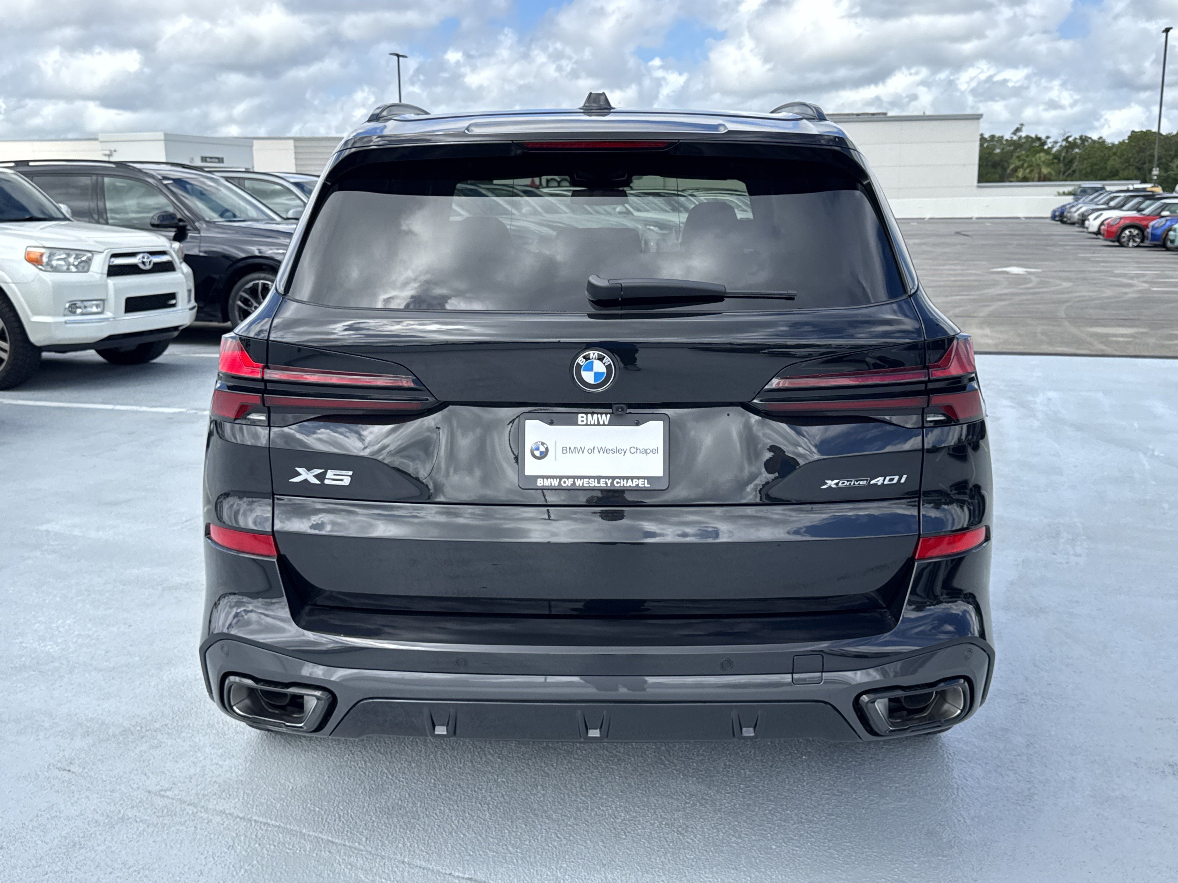 New 2026 BMW X5 xDrive40i w/ M Sport Package AWD/4WD image 6