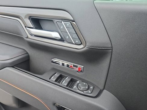 Used 2025 GMC Sierra 1500 AT4 w/ AT4 Premium Package image 24