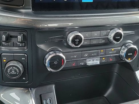 Used 2022 Ford F150 XLT w/ Equipment Group 302A High AWD/4WD image 26