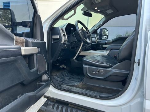 Used 2017 Ford F250 Lariat w/ Lariat Value Package image 15