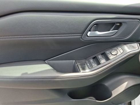 New 2026 Nissan Rogue Dark Armor AWD/4WD image 11