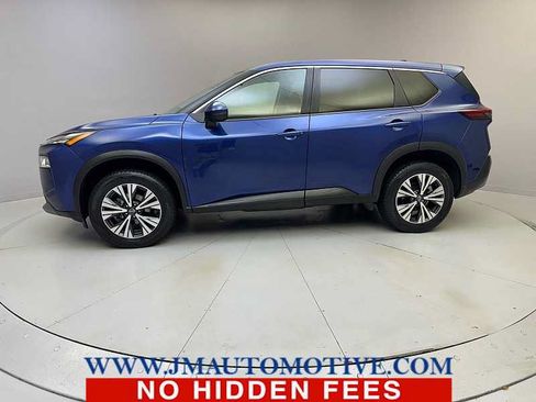 Used 2022 Nissan Rogue SV AWD/4WD image 2