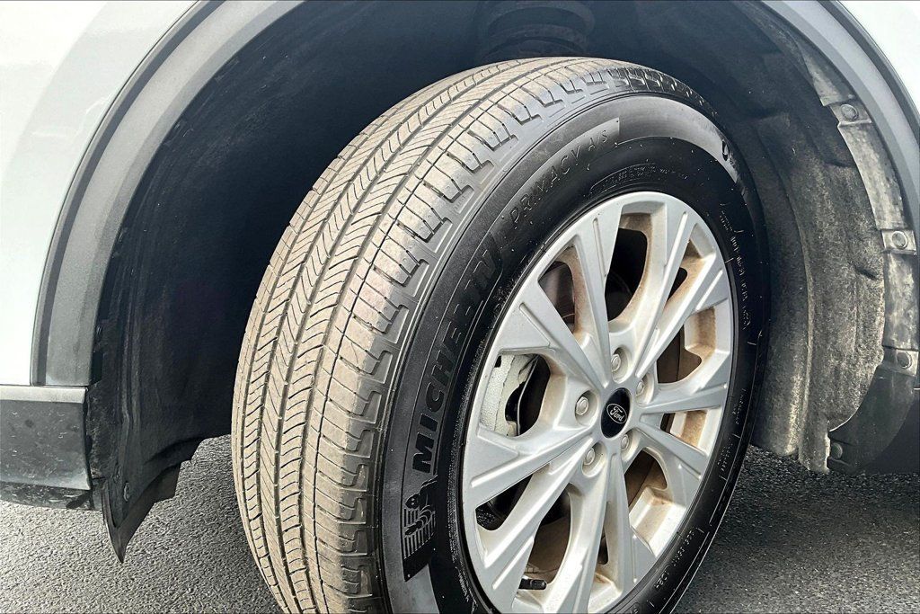 Used 2025 Ford Escape Active FWD image 36