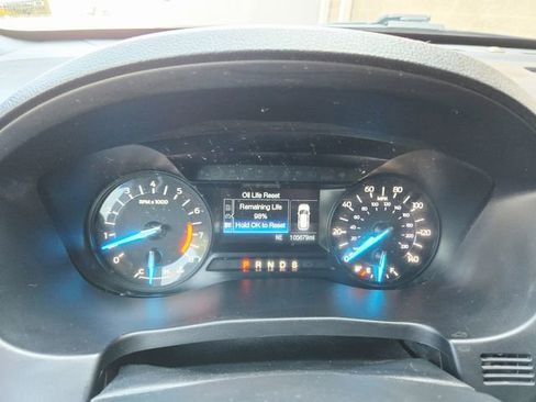 Used 2018 Ford Explorer XLT image 22