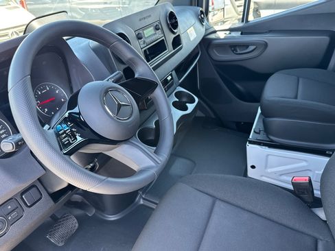 New 2026 Mercedes-Benz Sprinter 2500 image 10
