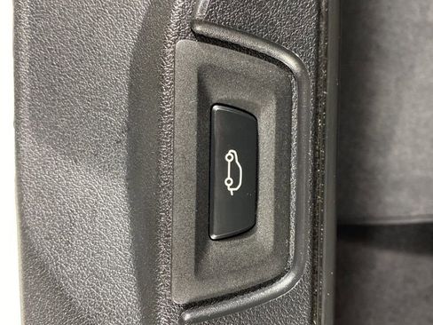 Used 2026 BMW X5 xDrive40i w/ Climate Comfort Package image 36