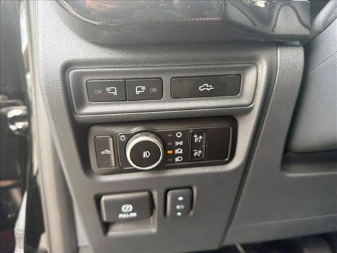 Used 2023 Ford F150 Raptor w/ Equipment Group 802A Raptor R AWD/4WD image 13