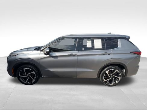 Used 2023 Mitsubishi Outlander SEL AWD/4WD image 5