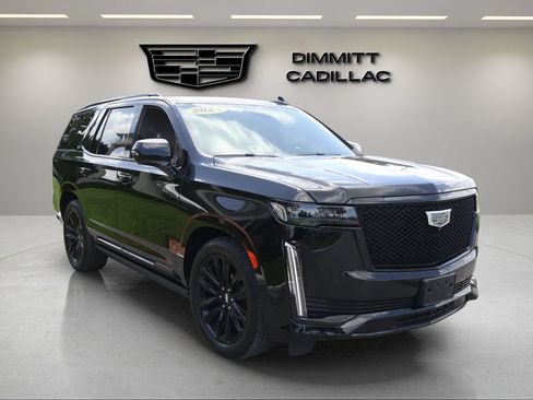 Used 2021 Cadillac Escalade Sport Platinum w/ Heavy-Duty Trailer Package AWD/4WD image 3