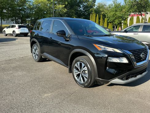 Used 2022 Nissan Rogue SV AWD/4WD image 5